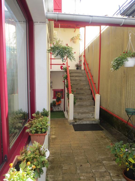 Hotel Les Deux Cols Sainte-Marie-de-Campan Exterior photo